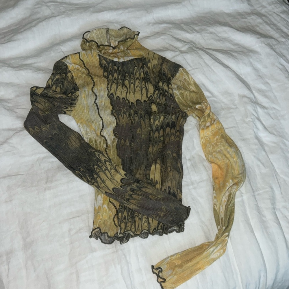 Long sleeve turtle neck